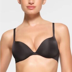 NEW Skims Ultimate Collection PushUp Bra Onyx NWOT